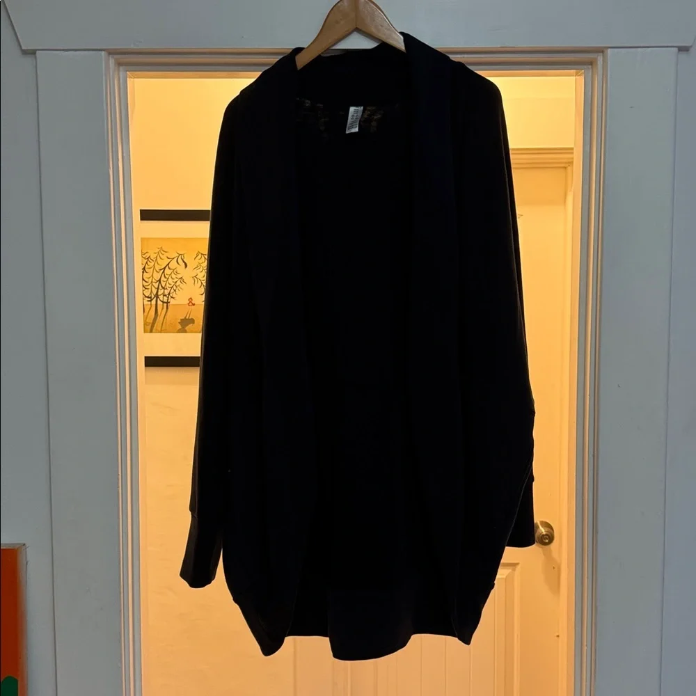 Classic Black Shawl Collar Women's Coat - Picture 4 of 6